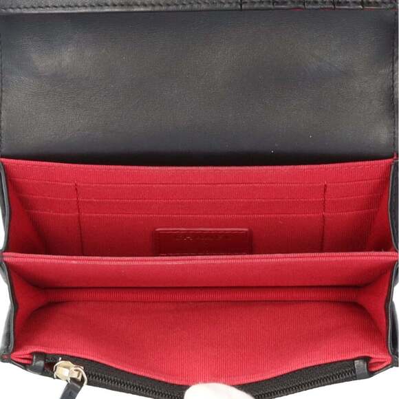 CHANEL Authentic Black Lambskin Leather Wallet - Picture 6 of 16
